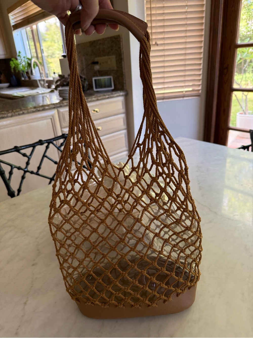 Beach Bag Woven Net Tote Bag in Cognac Brown